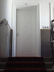 Tailor-made security doors